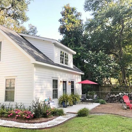 Liz Lane Cottage- Entire Guesthouse Charleston Exterior photo